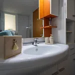 Apartman Spacious And Bright