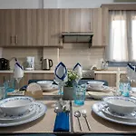 Spacious And Bright Apartman