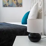 Spacious And Bright Cós